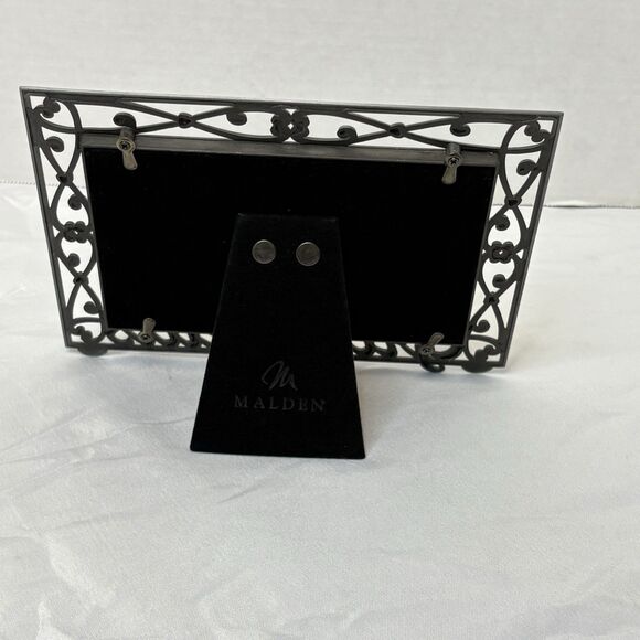 Malden Ornate Photo Picture Frame Pewter Silver Grandkids Holds 4x6 Picture - Picture 3 of 4